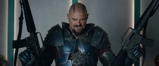 Thor: Ragnarok Karl Urban Deadpool
